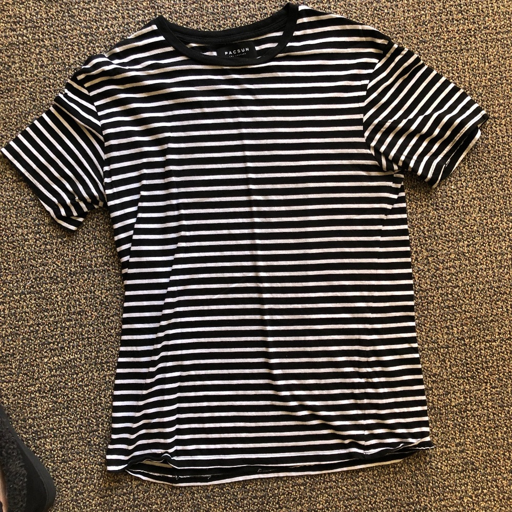 PacSun black & white striped shirt